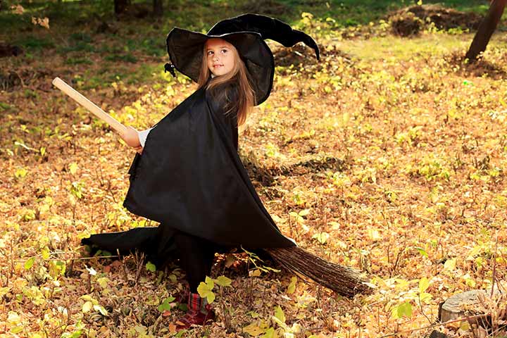 Witch Halloween costume for kids