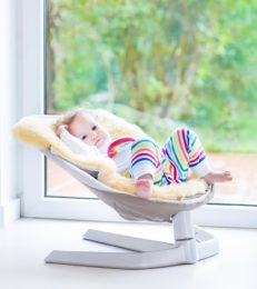 15 Best Baby Bouncers In 2023 To Engage Your Child For Hours