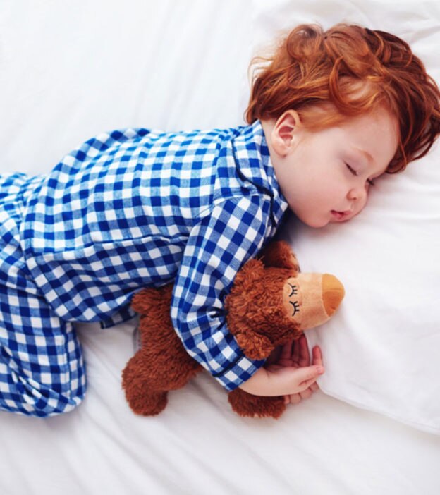 All You Need To Know About Dressing Your Baby For Their Sleep