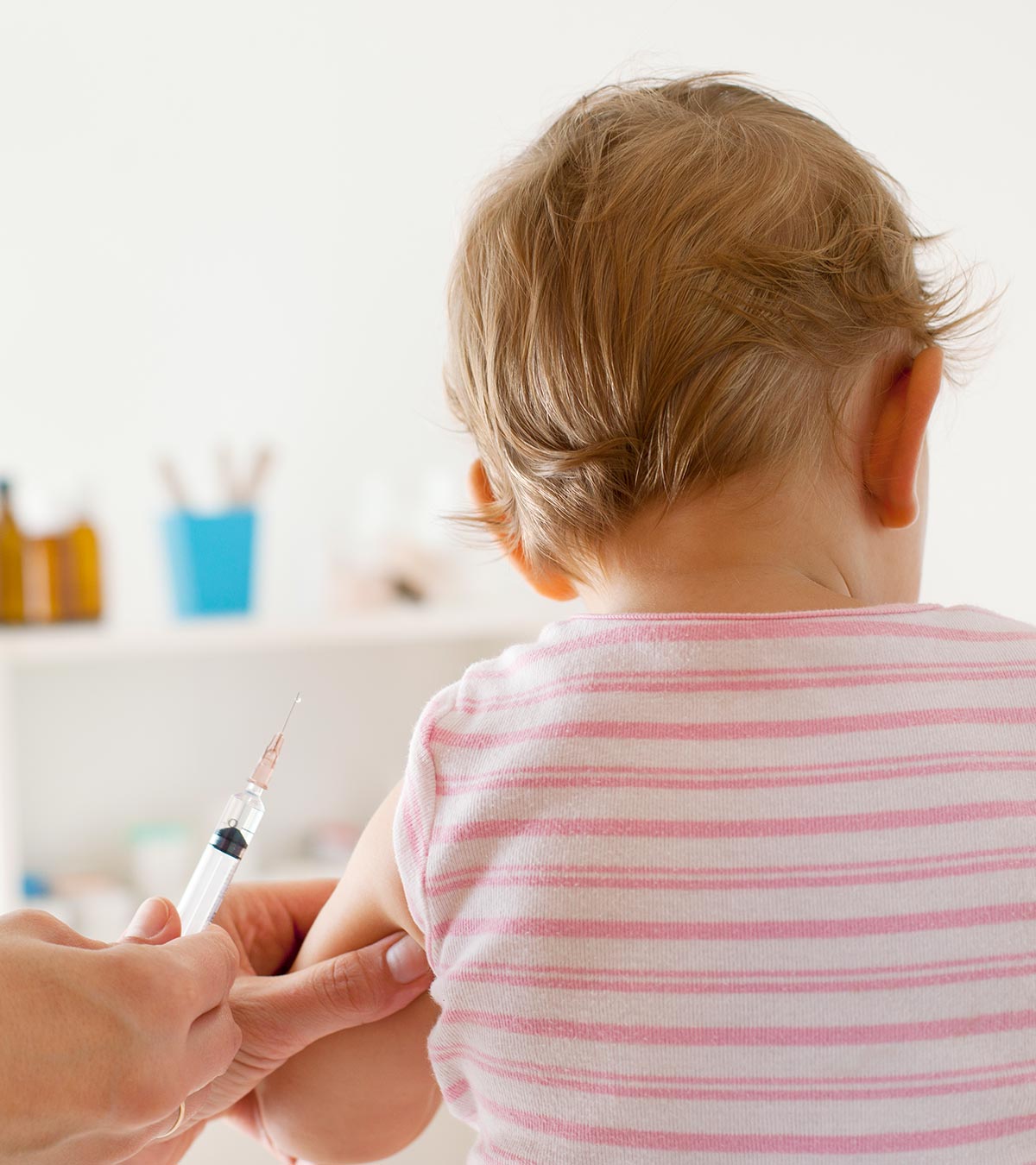4-Month Vaccination For Baby: What Are They & Side Effects